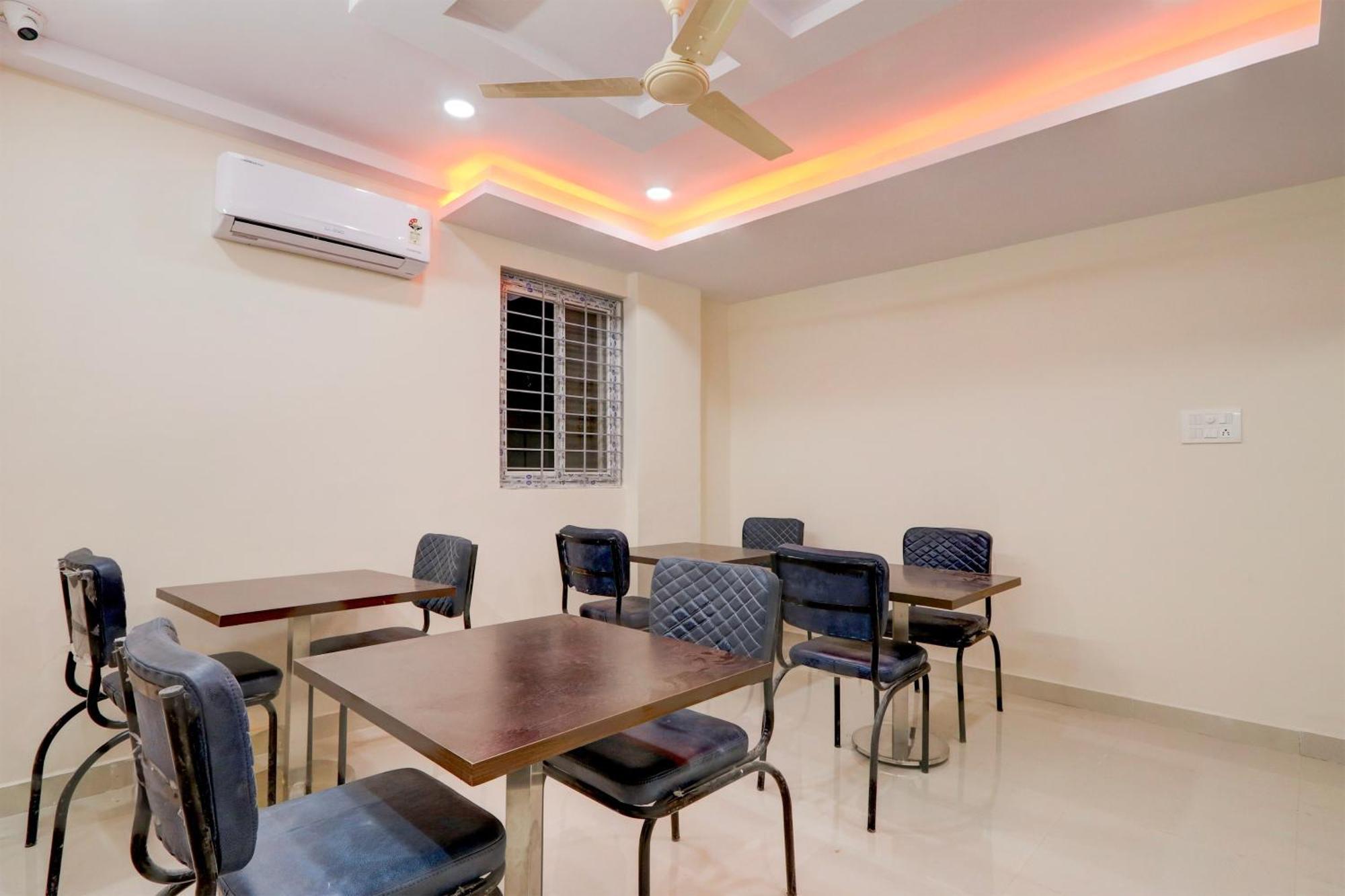 Super Townhouse Nanak Ram Guda Near Waverock Sez Hajdarabad Zewnętrze zdjęcie