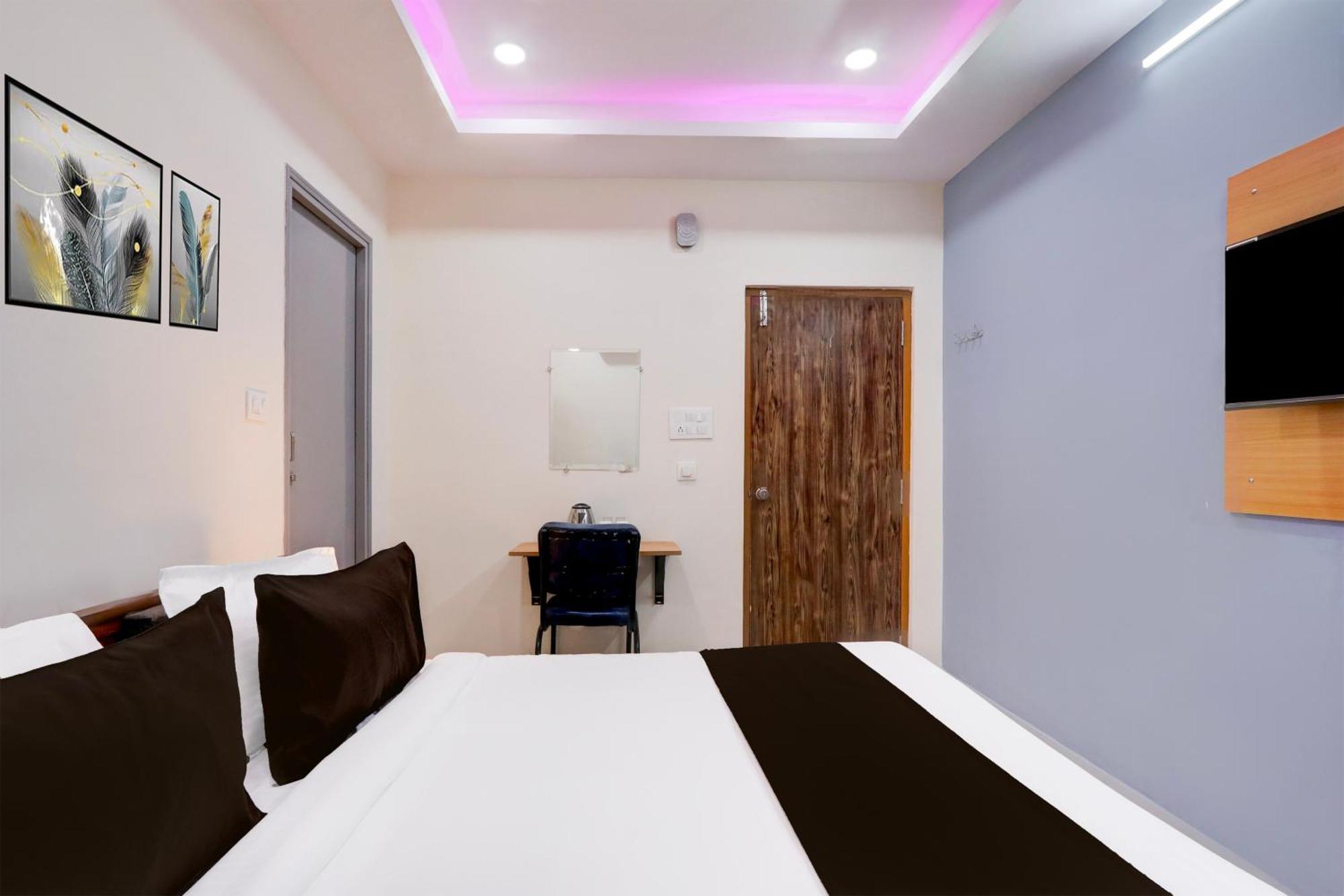 Super Townhouse Nanak Ram Guda Near Waverock Sez Hajdarabad Zewnętrze zdjęcie