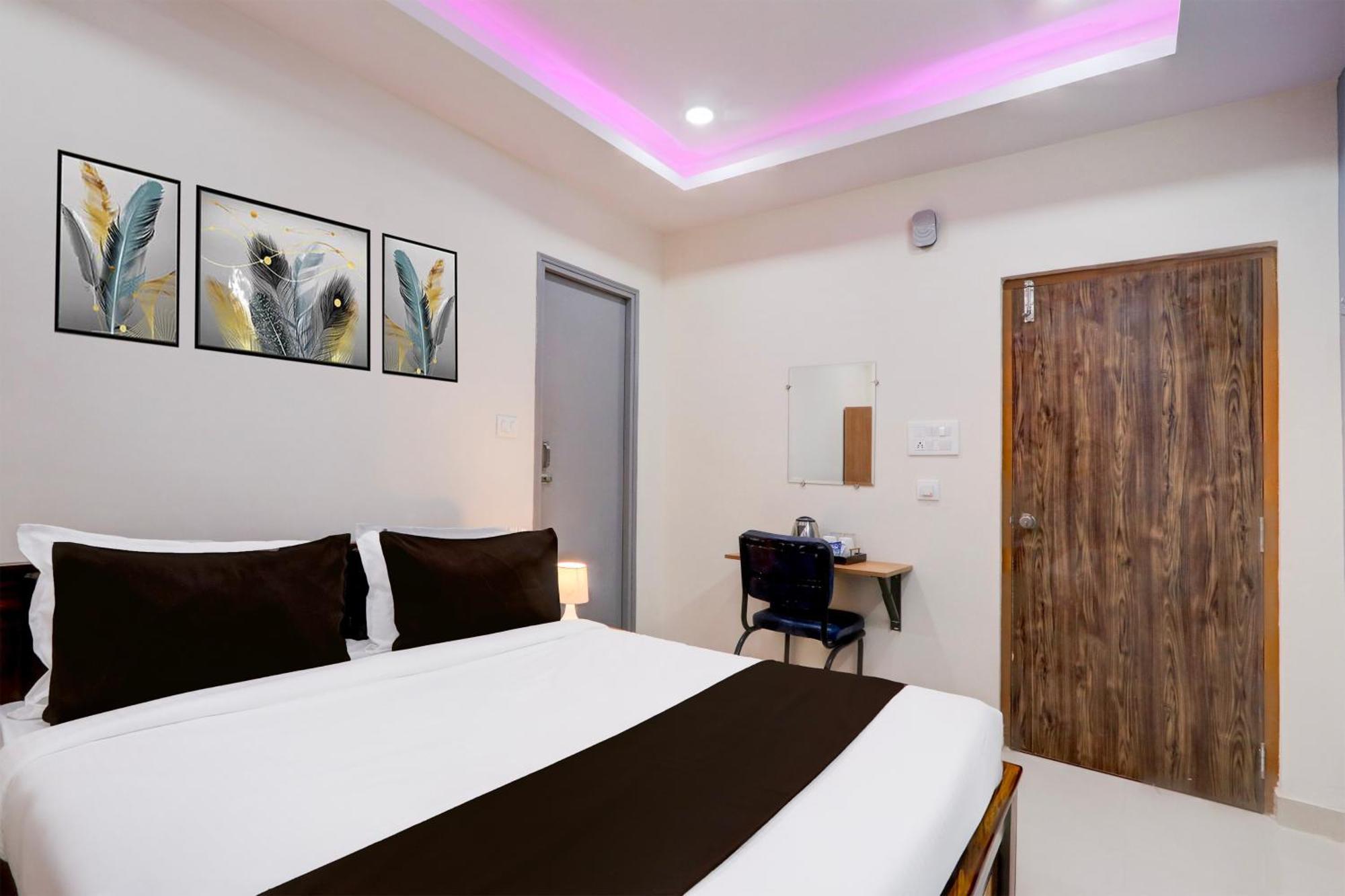 Super Townhouse Nanak Ram Guda Near Waverock Sez Hajdarabad Zewnętrze zdjęcie